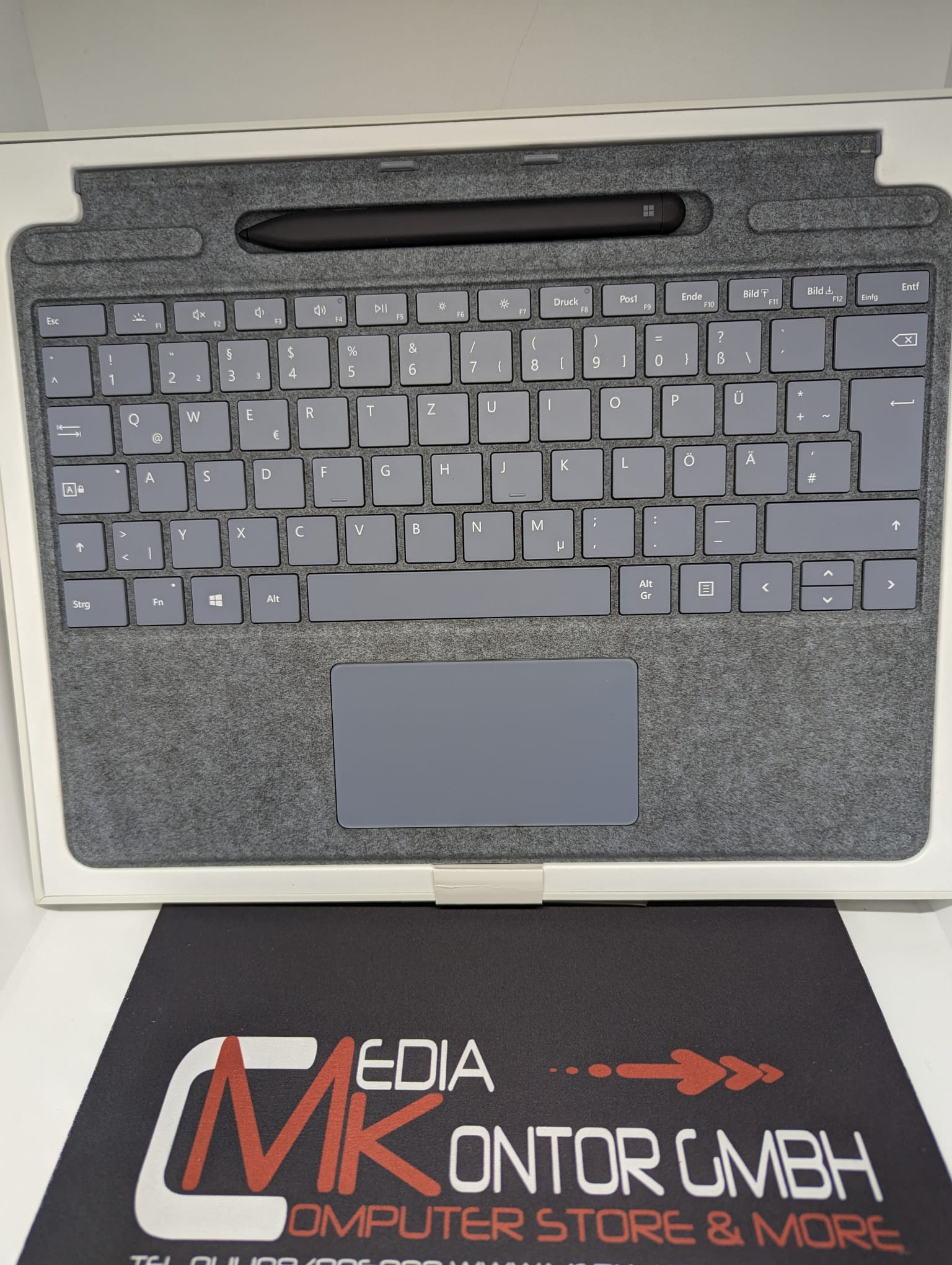 Microsoft Surface Signature Tastatur mit Slim Pen Typecover Pro X, Pro 8, Pro 9  grau, QWERTZ DEUTSCH  