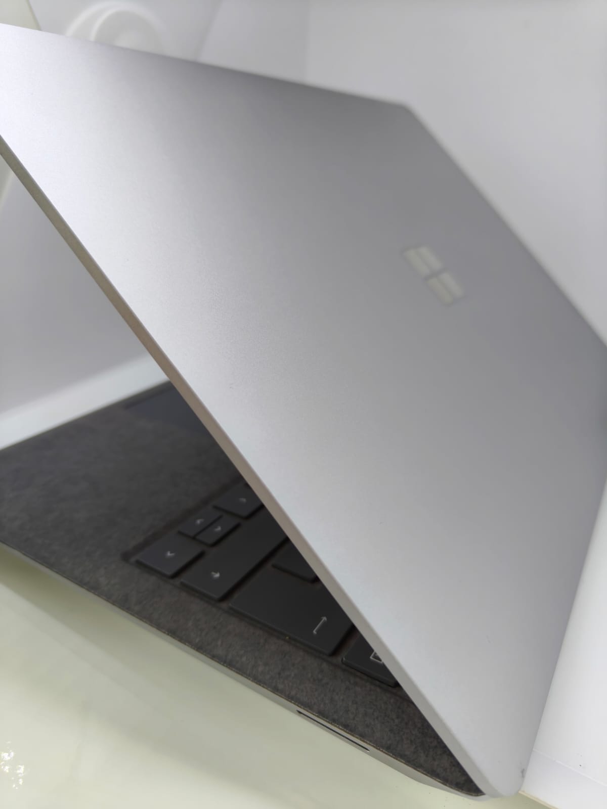 Microsoft Surface Laptop 4 13,5' Intel I7 512GB SSD, 16GB RAM, QWERTZ platin