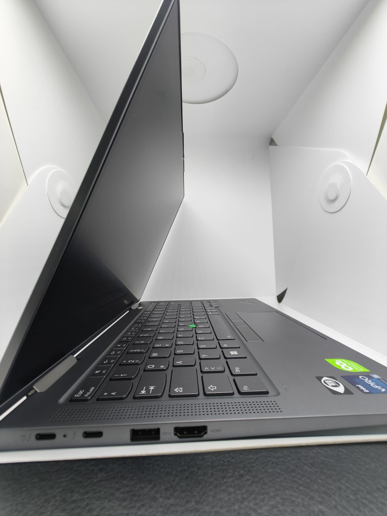 Lenovo ThinkPad X1 Yoga Gen 7 – i5  32GB RAM  512GB SSD  5G Touch convertible – QWERTZ